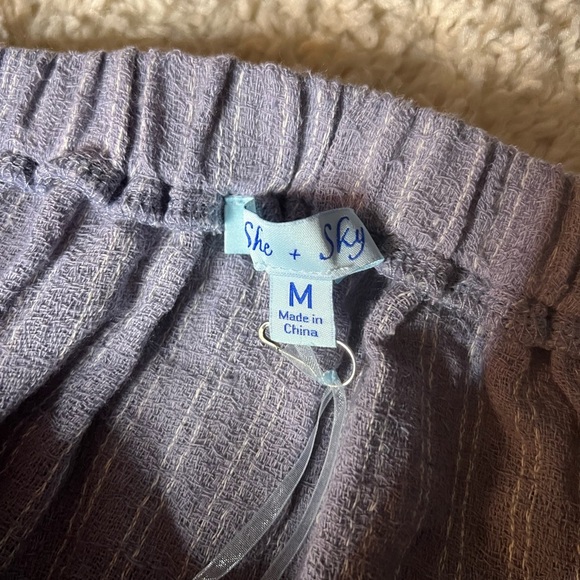 Women's Size Medium She+Sky Short Sleeve Blouse NWT - Picture 2 of 7